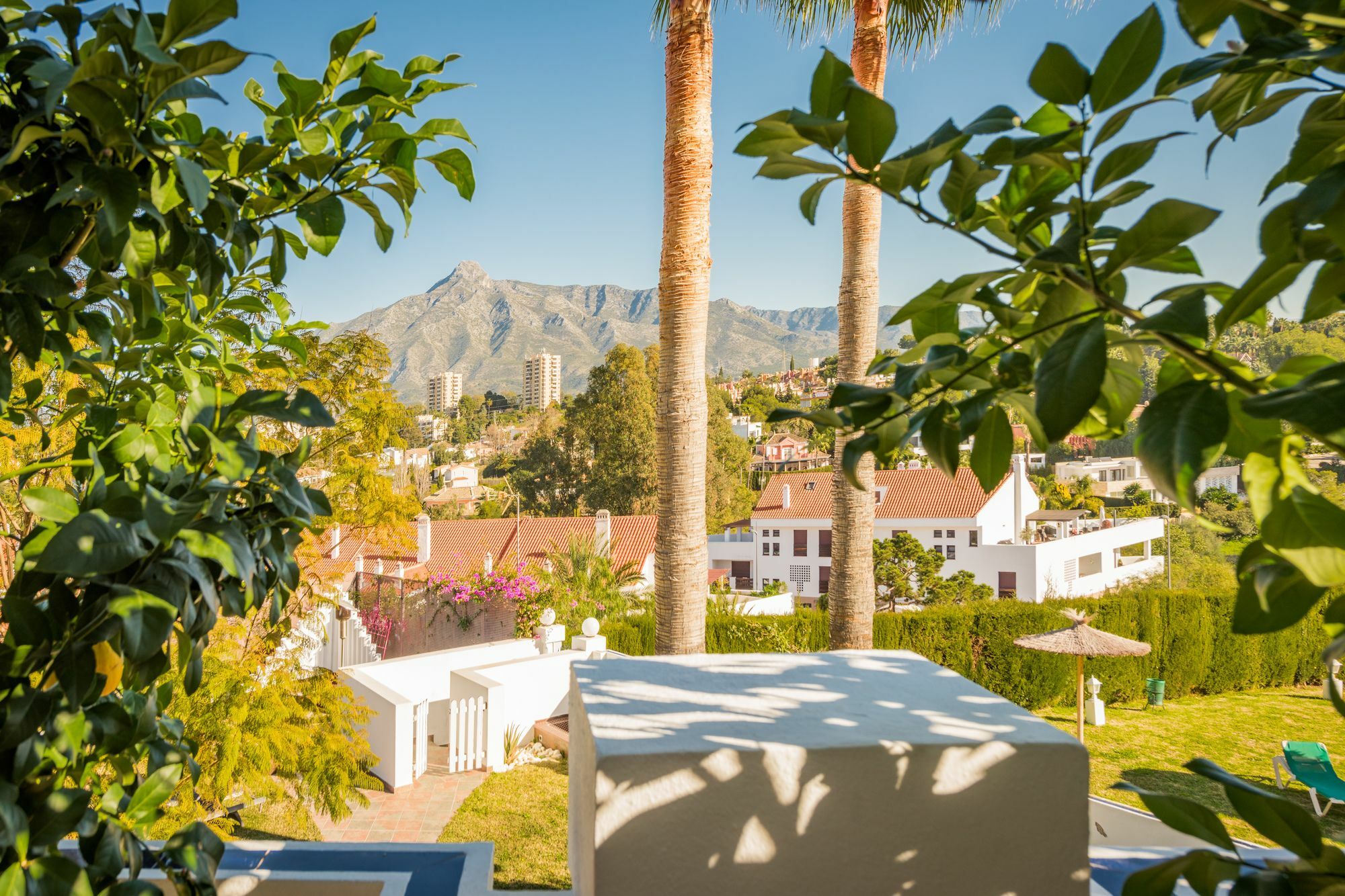 Molo 44 Suites Puerto Banus Марбелья Екстер'єр фото